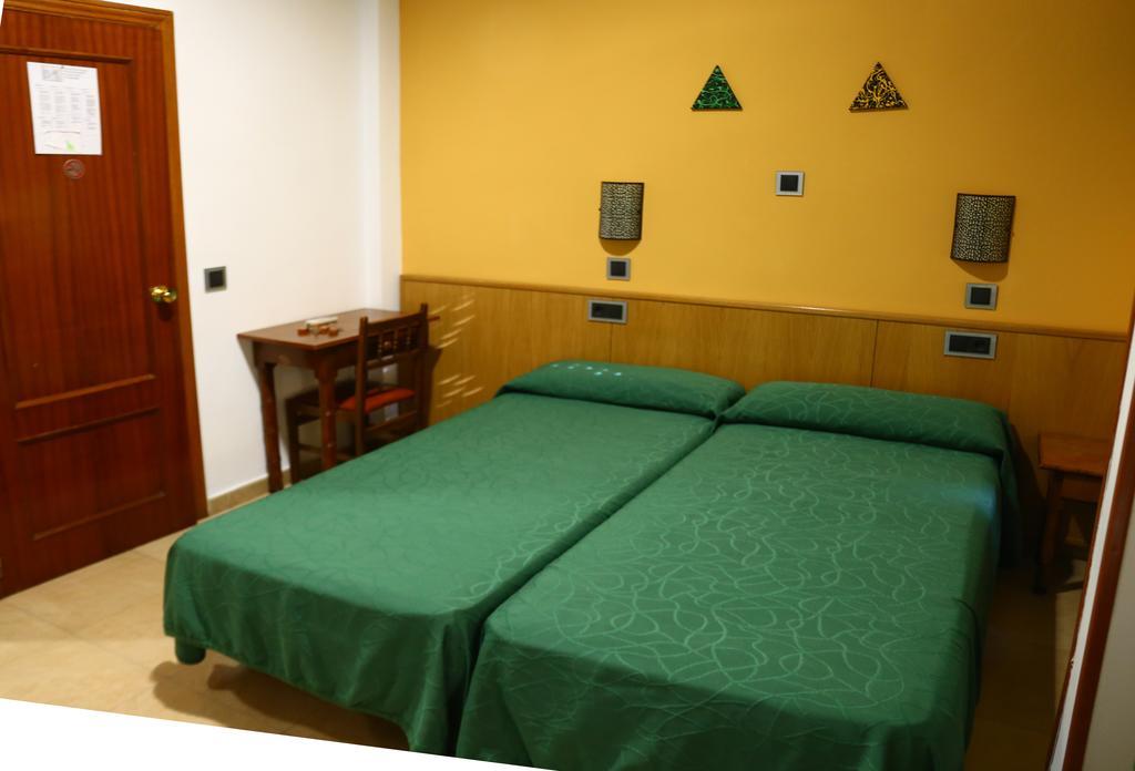 Hostal Muralla 플라센시아 외부 사진